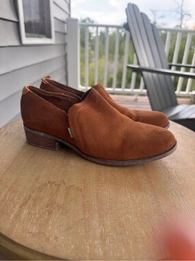 TOMS Shaye Camel Brown Suede Slip-On Ankle Booties Women’s 7.5